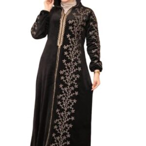 عباية قطيفة نسائية للاستقبال والخروج – تصميم راقٍ بتطريز حرير وأوكسيد – خامة قطيفة هايدي ناعمة – مقاس 1 من 60–85 كجم | مقاس 2 من 85–120 كجم