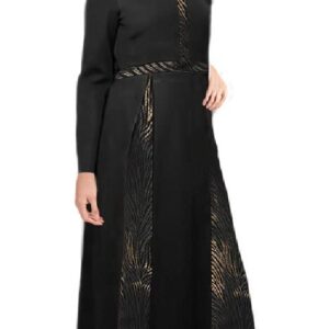 فستان حريمى طويل مزين بقصات من الجلد للنساء