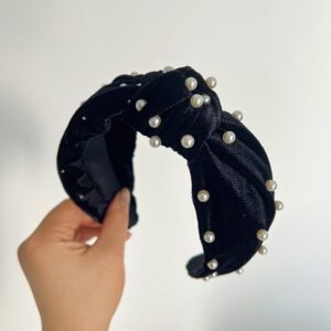 طوق شعر مخملي عريض ملتوي من اللؤلؤ الصناعي للنساء باللون الكحلي، طوق راس مخملي عريض معقود باللؤلؤ، عصابات راس عصرية للنساء للعناية بالجمال والعناية الشخصية