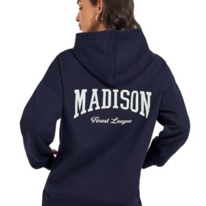 هودي واسع طويل بشعار للنساء من ستايلي