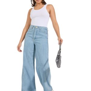 قميص مصمم بقصة ضيقة وفتحة رقبة مستديرة، مصنوع من مزيج قطن الليكرا الناعم للنساء من ستايلي