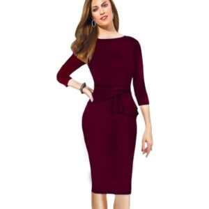 فستان كريب بتصميم قصير للنساء باللون النبيذي