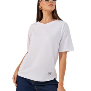 تي شيرت سادة بقصة عادية وأكمام قصيرة ورقبة على شكل حرف V للنساء من ستايلي