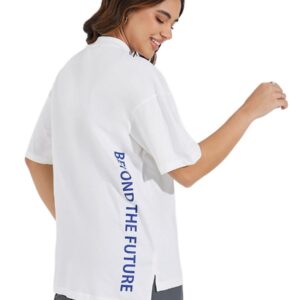 تيشيرت بقصة واسعة وطبعة مع أطراف متفاوتة الطول للنساء من ستايلي