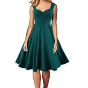 فستان بقصة واسعة وبدون اكمام للنساء