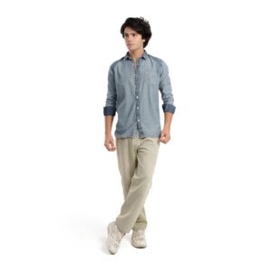 قميص جينز للرجال بخياطة وقصة ضيقة