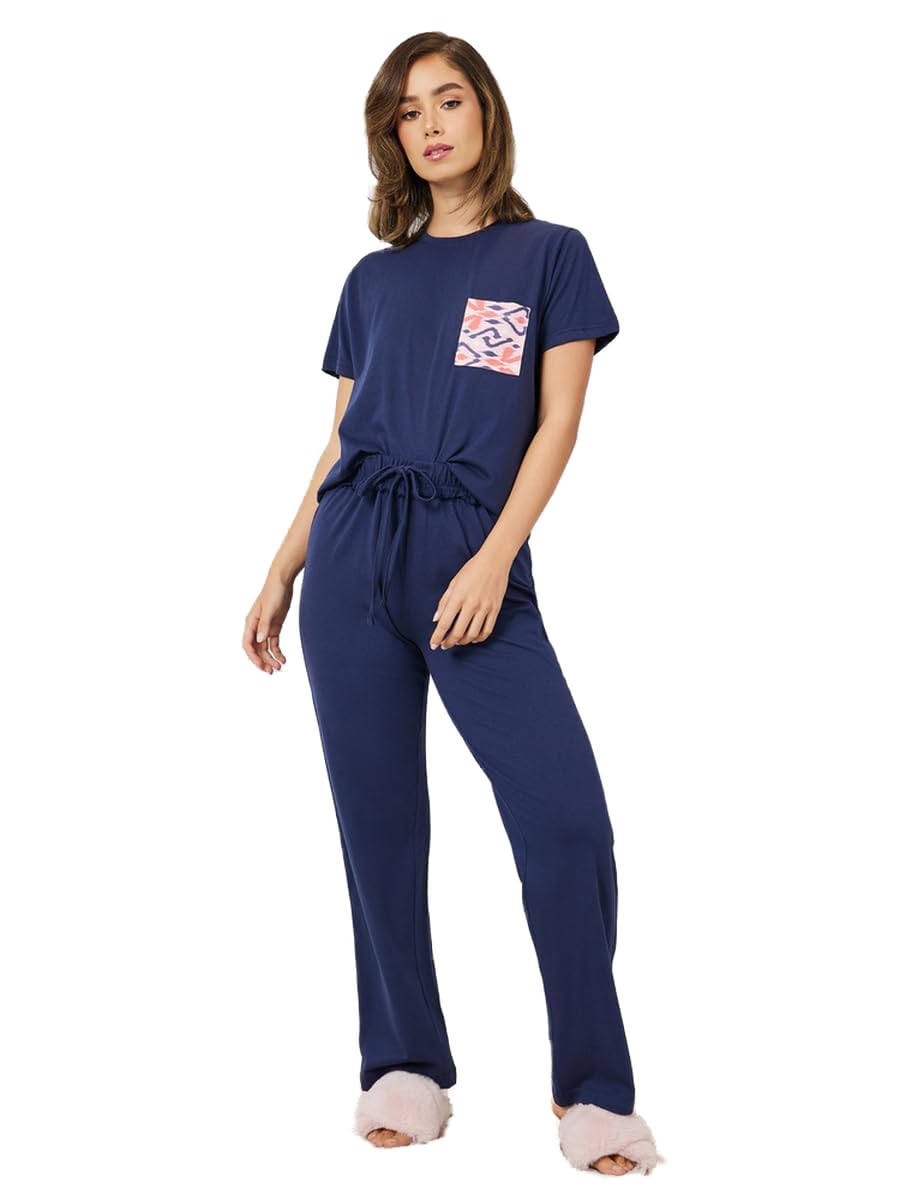 51bDRsFQxEL طقم بيجامة مكون من تي شيرت بجيب وسروال بخصر مكشكش بطبعة ازتيك للنساء من ستايلي، موديل 7004663322