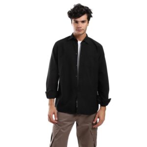 قميص قطني للرجال مصمّم بجيب من تايت ستيتش