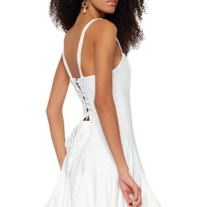 فستان سهرة قصير أنيق منسوج ومبطن بقصة ايه لاين للنساء موديل TPRSS23EL00251 (عبوة من قطعة واحدة) من ترنديول