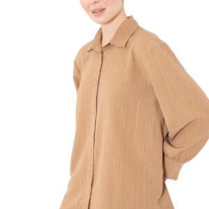 ديفاكتو بلوزة نسائية تقليدية بقصة عادية ورقبة قميص واكمام طويلة منسوجة واكمام طويلة، لون جملي فاتح، مقاس XXL