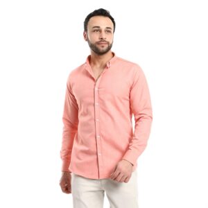 قميص بأكمام طويلة