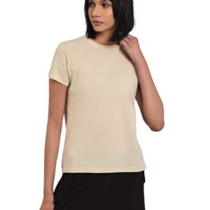 تيشرت أنيق وعصري بقصة عادية مع طرف منحني للنساء من بريمودا، موديل PRWxx004652
