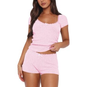 طقم بيجامة من قطعتين بلوزة مضلعة بقبة دانتيل مربعة وشورت متطابق للنساء من كونليو، طقم ملابس نوم متطابقة، طقم بيجامة