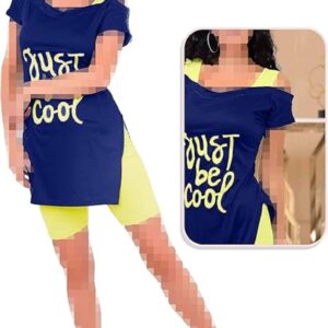 طقم بيجامة حريمي مكونة من تيشرت مكشوفة الاكتاف وشورت قصير مريح ملابس نوم مريحة فائقة النعومة بتصميم جميل وجذاب مناسب للنهار و المساء بلونه كحلي ومقاسه L