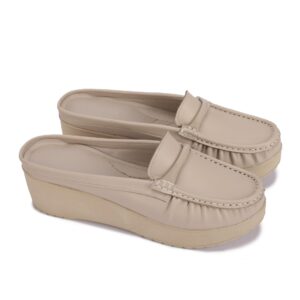 حذاء نسائي بكعب عالي – تصميم مريح وعملي مع نعل سميك