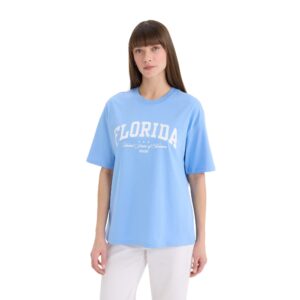 ديفاكتو تي شيرت كاجوال باكمام قصيرة ورقبة دائرية ضيقة واكمام قصيرة للنساء (عبوة من قطعة واحدة)