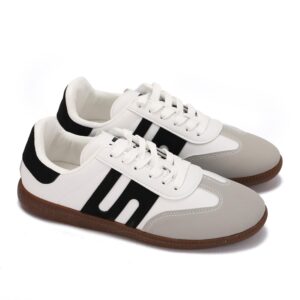 حذاء رياضي نسائي كاجوال بنعل مريح و انيق - متوفر بمختلف الالوان و المقاسات