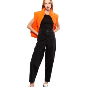 بنطلون جينز بقصة فضفاضة للنساء من ال سي وايكيكي