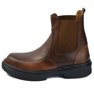 هاف بوت رجالي مصنوع من الجلد الطبيعي-يتميز بالاناقه و الاختلاف- نعل رابر مقاوم للانزلاق