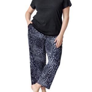 طقم بيجامة سكيمر مع قميص بأكمام قصيرة للنساء من اتش يو اي