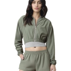 جاكيت باراشوت للنساء من مجموعة ليتر لصالة الالعاب الرياضية من تشكيلة لاحقة، جاكيت باراشوت