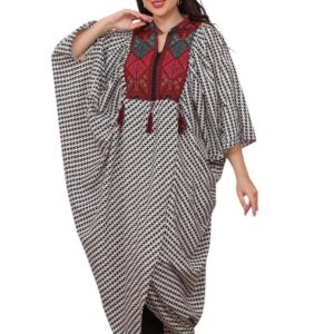 عباية حريمي من تاليا علي نمط خاليج