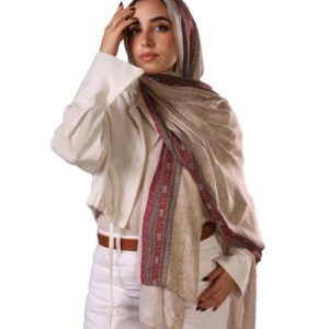 حجاب طويل بنقشة زهور، سكارف خفيف وناعم ومريح للارتداء اليومي بإطلالة محتشمة وأنيقة، سكارف طويل مزود بمسامات للتهوية من لافيزي