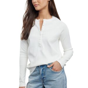 ترنديول بلوزة محبوكة مضلعة بقصة عادية وازرار وقصة عادية للنساء بلون بيج فاتح TWOAW25BZ00033