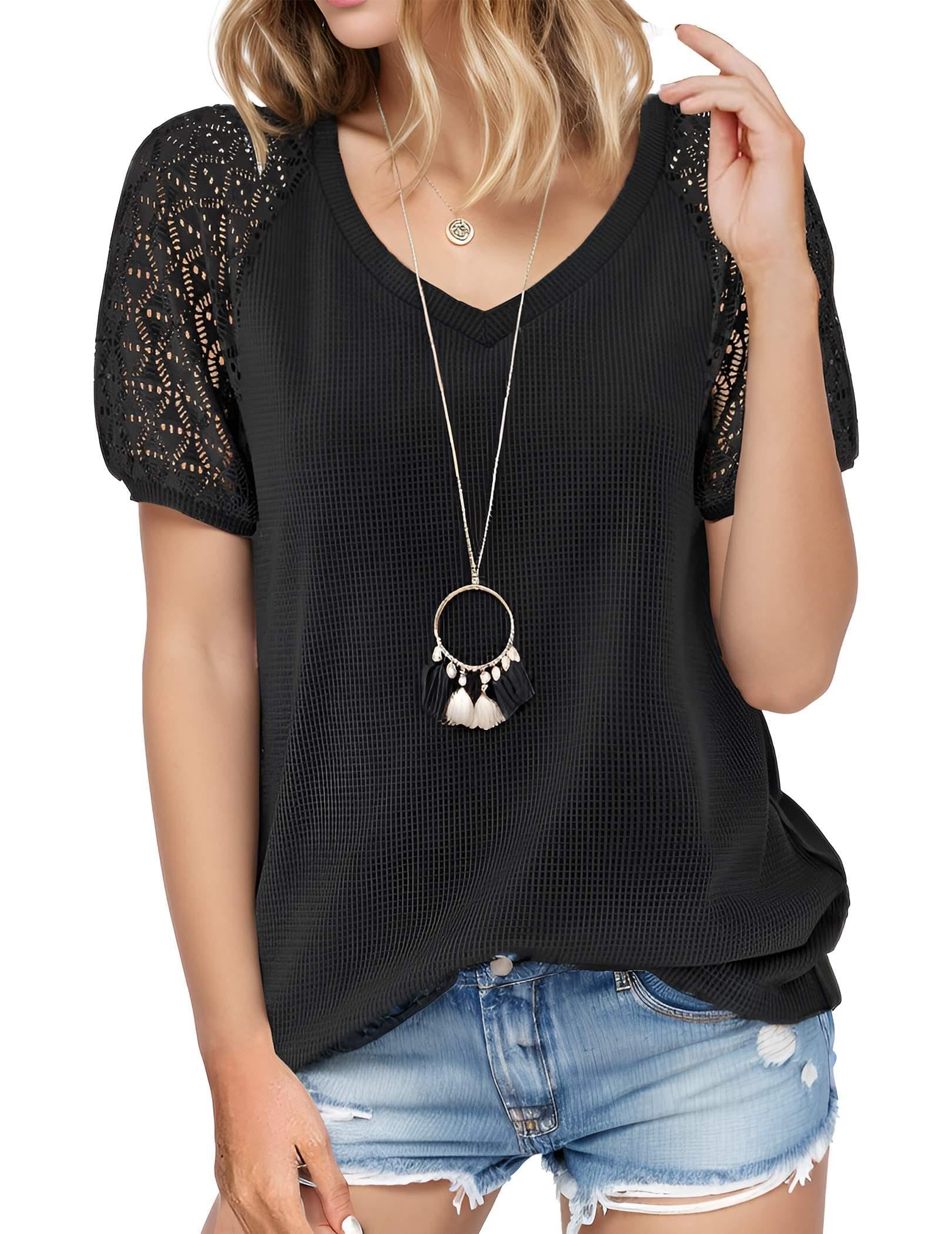 81HVY3tUlLL تي شيرت برقبة على شكل حرف V بلايز صيفية لطيفة باكمام قصيرة منفوخة من الدانتيل بلوزات كاجوال انيقة للنساء تصميم انيق ومريح مثالية للطقس الدافئ للارتداء اليومي