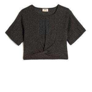 بلوزة عصرية بأكمام قصيرة للبنات من كوتون