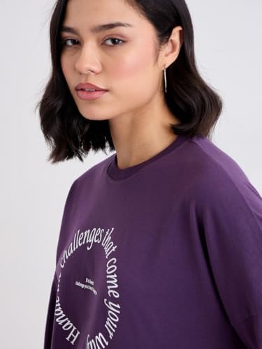 41-3WomylbL._AC_SR38 Styli Women Purple Oversized Slogan Print T-Shirt - - الصورة 3