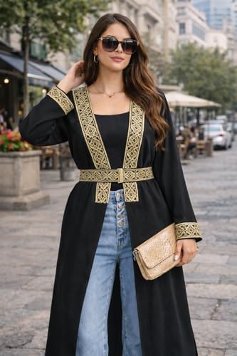 41x7k1A8sML._AC_SR38 عباءة للنساء، مصنوعة من مواد صناعية، باللون الأسود، مقاس واحد، بتصميم تقليدي، كارديجان مفتوح بأكمام طويلة مع حزام وتطريز ذهبي - الصورة 2