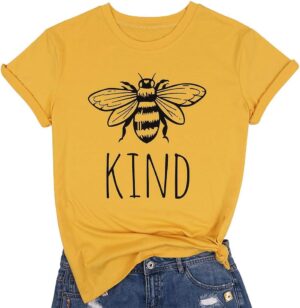 تي شيرت Be Kind للنساء لطيف نحلة جرافيك قميص مضحك ملهم معلم قصير الأكمام تيز بلايز