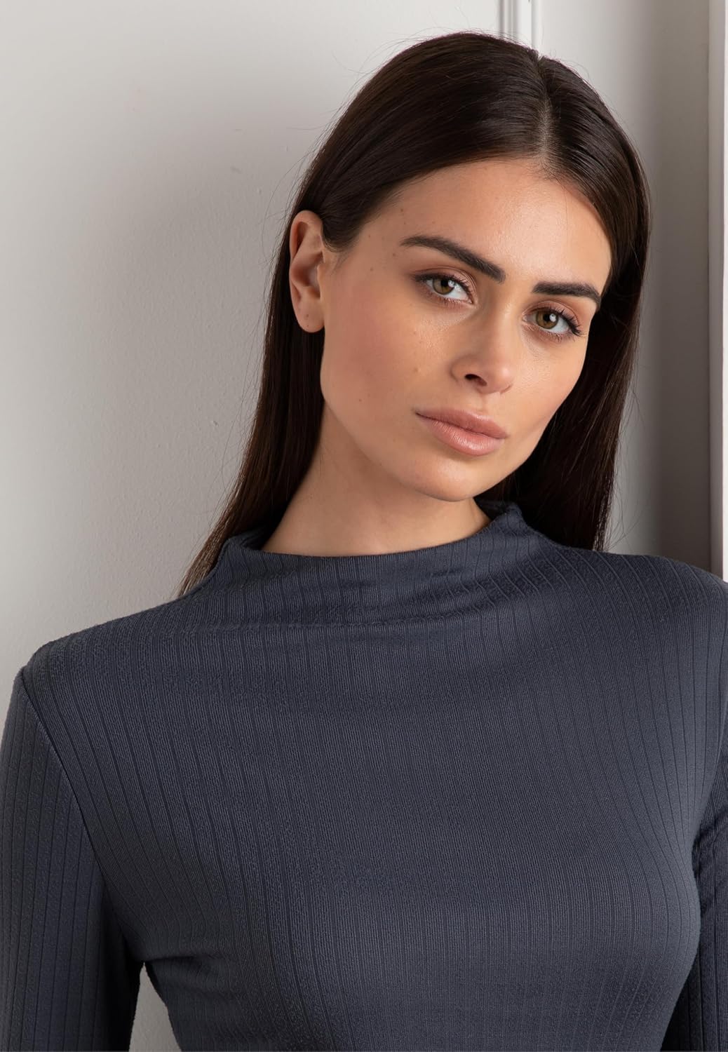 81Is5xVlCdL._AC_SL1500_ تي شيرت بأكمام طويلة مطبوع عليه Lovable Women Con Collo Alto A Vulcano E Cuciture Piatte E Morbide in Costina - Maglieria - الصورة 3