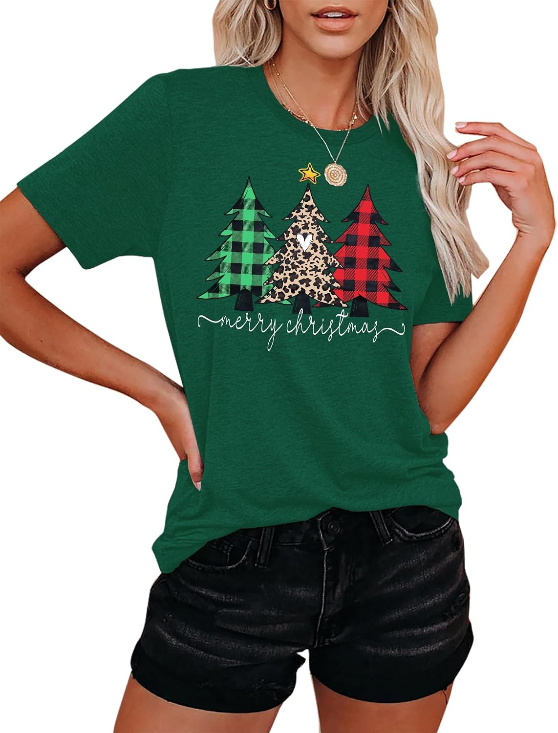 41uKWr-Dr8L._AC_SL1500_ تي شيرت بطبعة شجرة الكريسماس للنساء بأكمام قصيرة مطبوع عليه عبارة Merry Christmas - الصورة 4