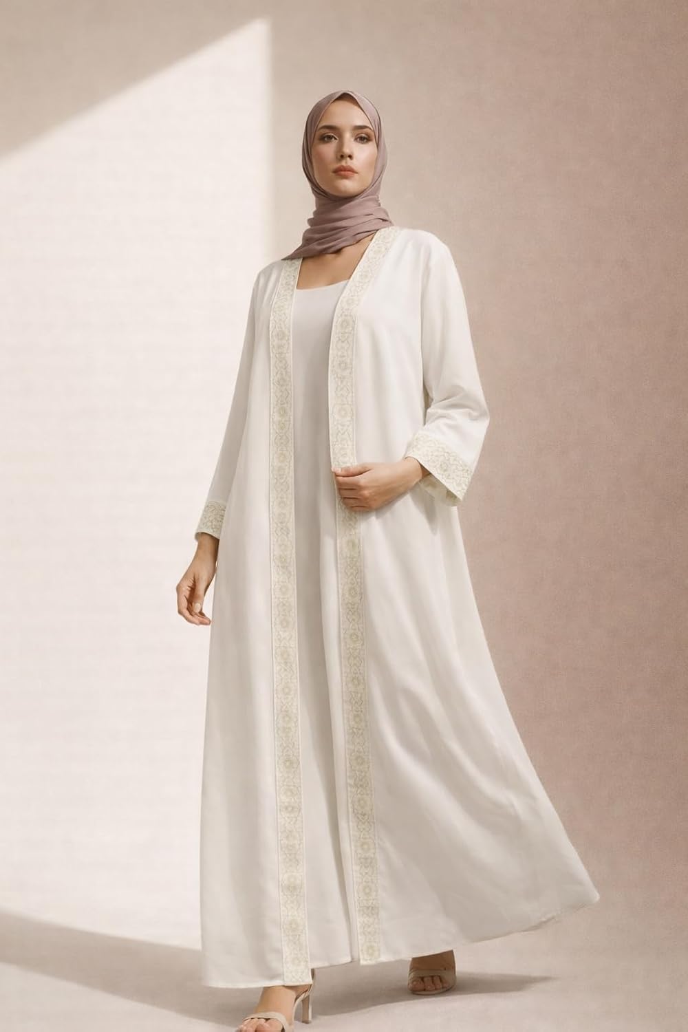 61V5LaKhILL._AC_SL1500_ عباية نسائية طويلة مفتوحة بتطريز أنيق على الحواف والأكمام، تصميم عصري محتشم، خامة ناعمة وخفيفة، مناسبة للمناسبات والإطلالات اليومية - الصورة 3