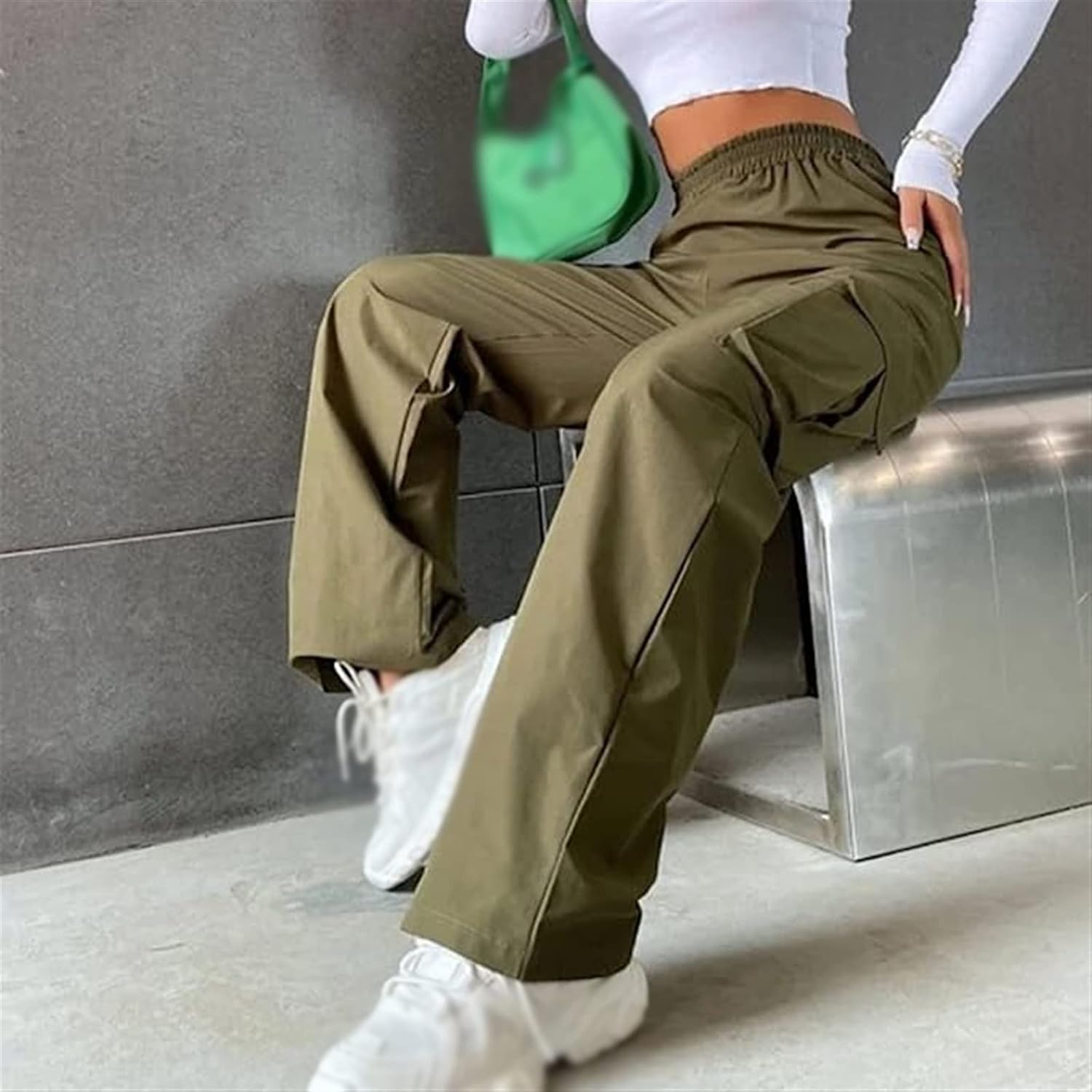 61qpeO7cKOL._AC_SL1500_ سروال جينز فضفاض عالي الخصر للنساء من واي 2 كيه، سروال كارجو مطاطي بقصة مريحة مستقيمة وأرجل واسعة وساق عالية، سروال جينز بوي فريند واي 2 كيه - الصورة 4