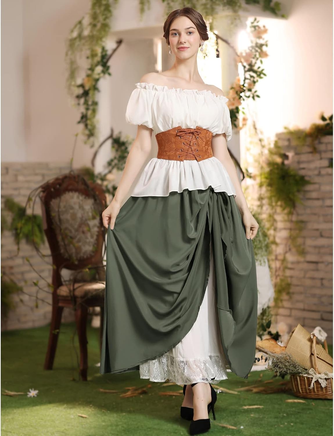 71u-c4syjdL._AC_SL1500_ تنورة عصرية بتصميم كلاسيكي تقليدي من العصور الوسطى من سكارليت داركنيس، تنورة بخصر مطاطي وتصميم متدرج الاتساع مع زر وشريط - الصورة 2