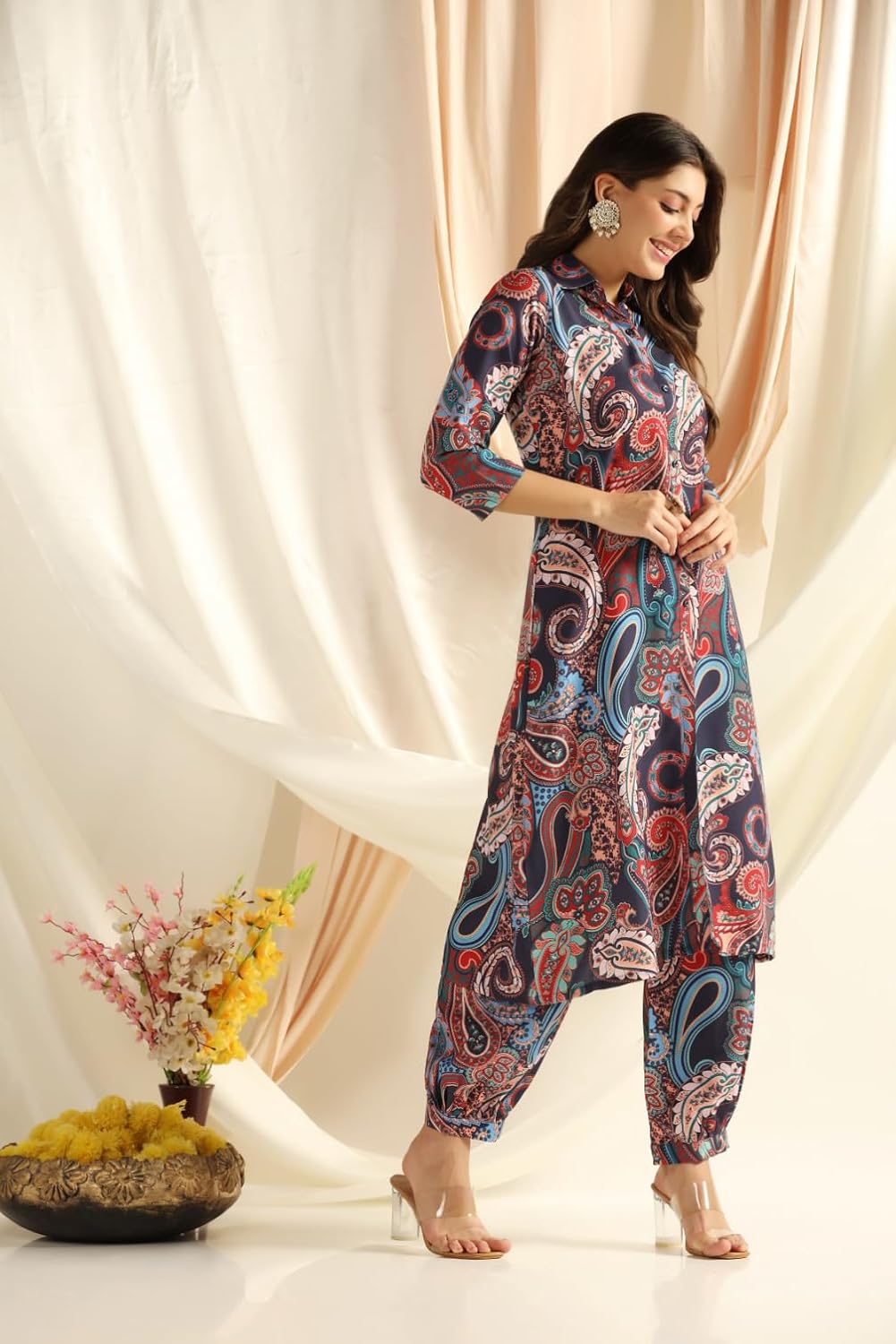 71uPkZwjI1L._AC_SL1500_ مجموعة ملابس تقليدية، طقم كورتا مكون من بلوزة وسروال بتصميم غير رسمي للنساء من ليريا فاشون - الصورة 4