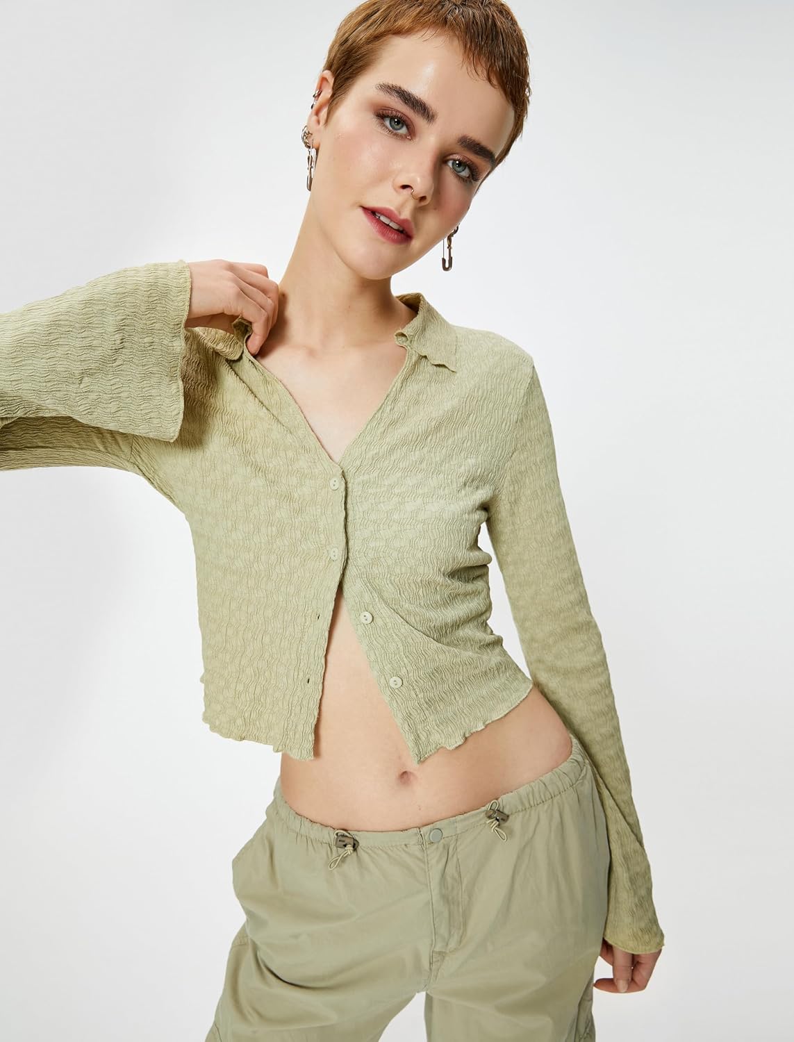 81bBS-vY4fL._AC_SL1500_ تيشرت بأكمام طويلة للنساء من كوتون - الصورة 2